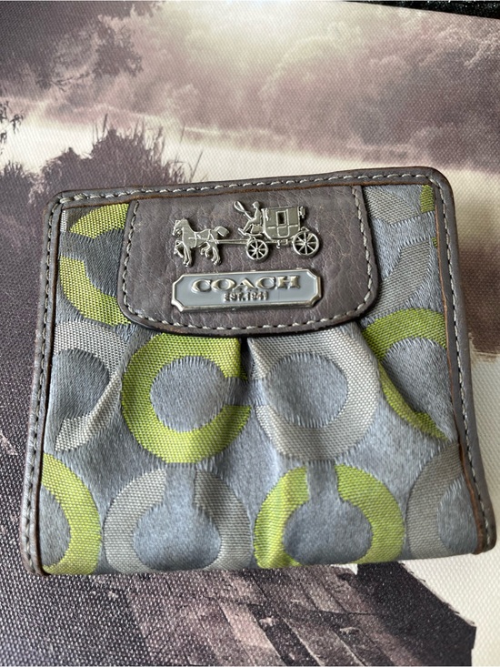 Coach Handbags - Coach Opt Art Gray🩶💚 Lime Signature Bifold Wallet with Horse & Carriage Emblem